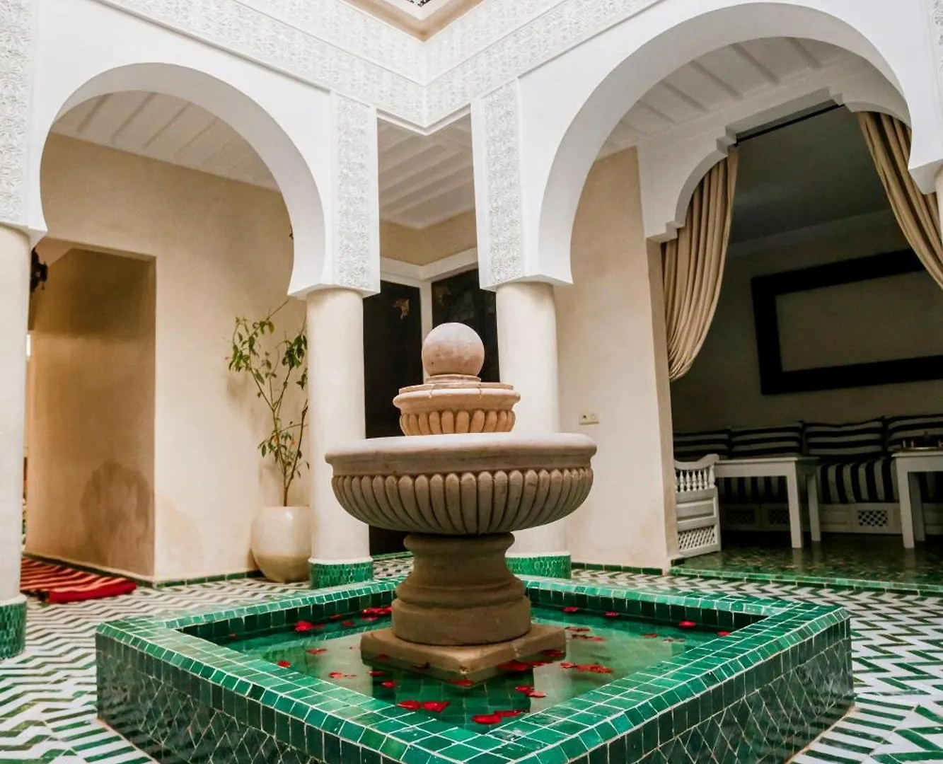 Riad Zazz Марракеш 0*,  Марокко